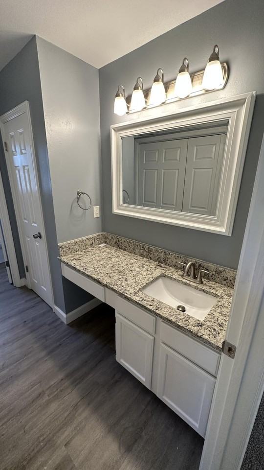 114 Wright Cir - Photo 7 of 17