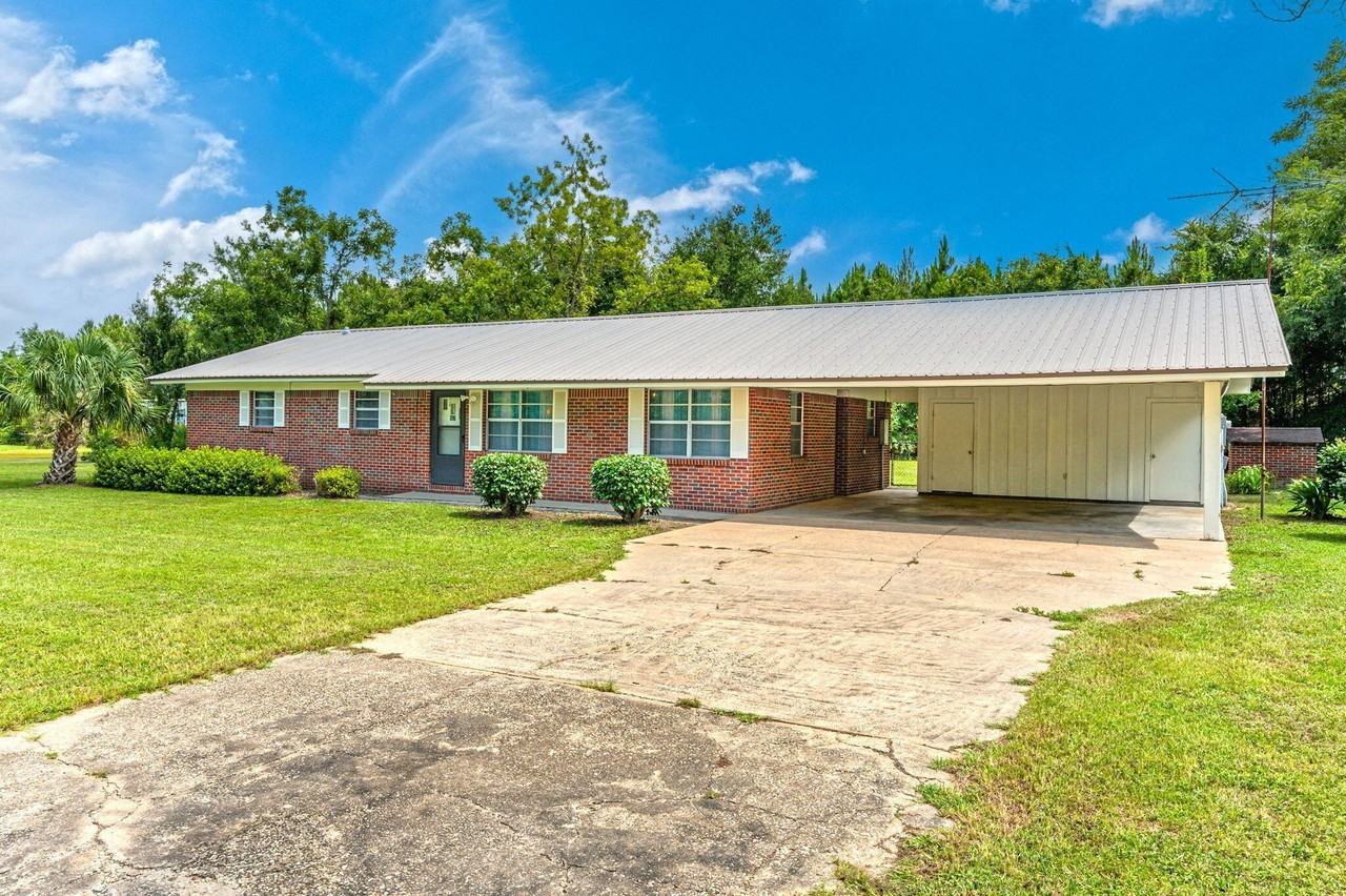367 Andy Nowling Rd - Photo 2 of 36