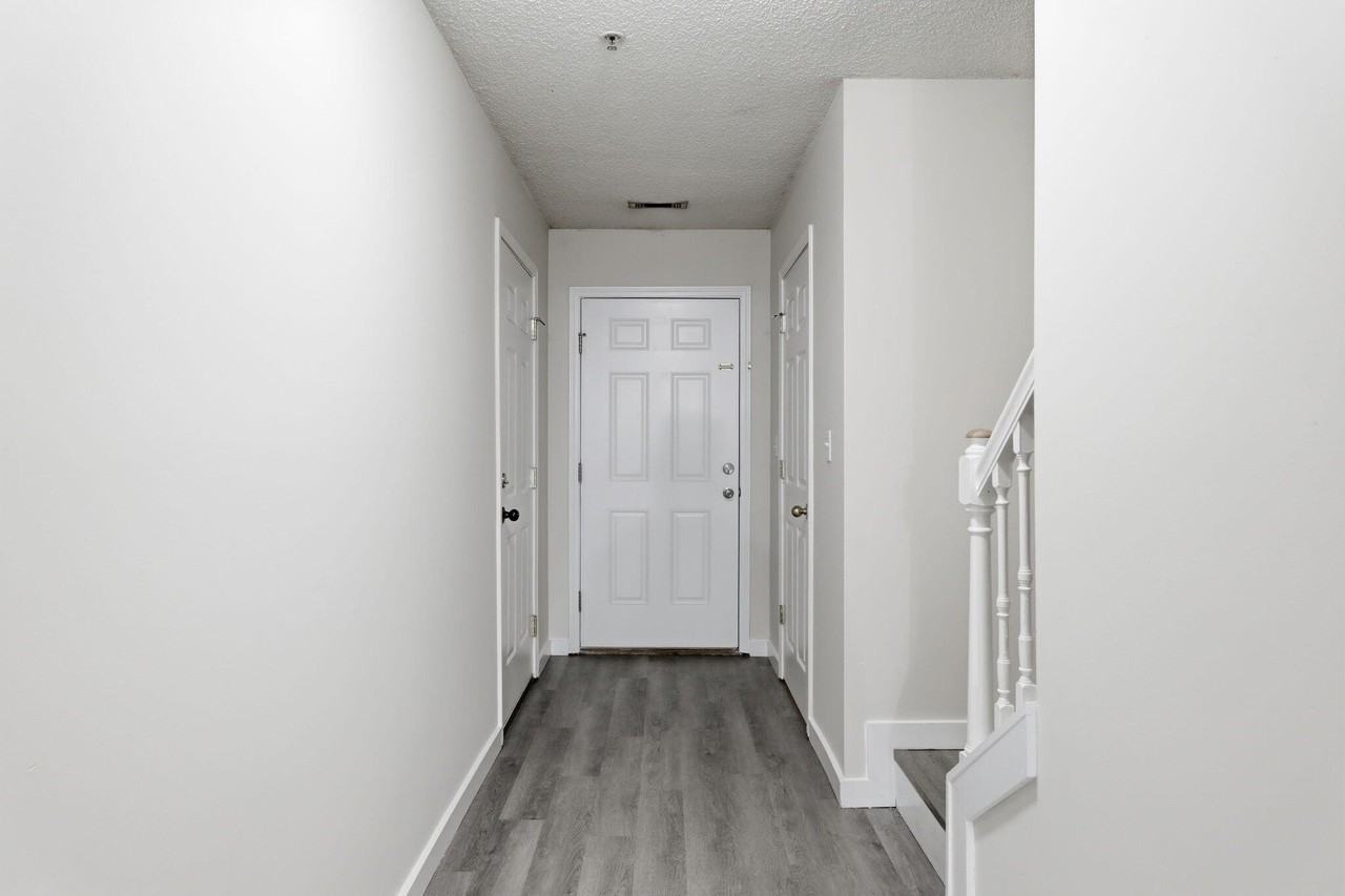 345 Crooked Pine Trl - Photo 4 of 39