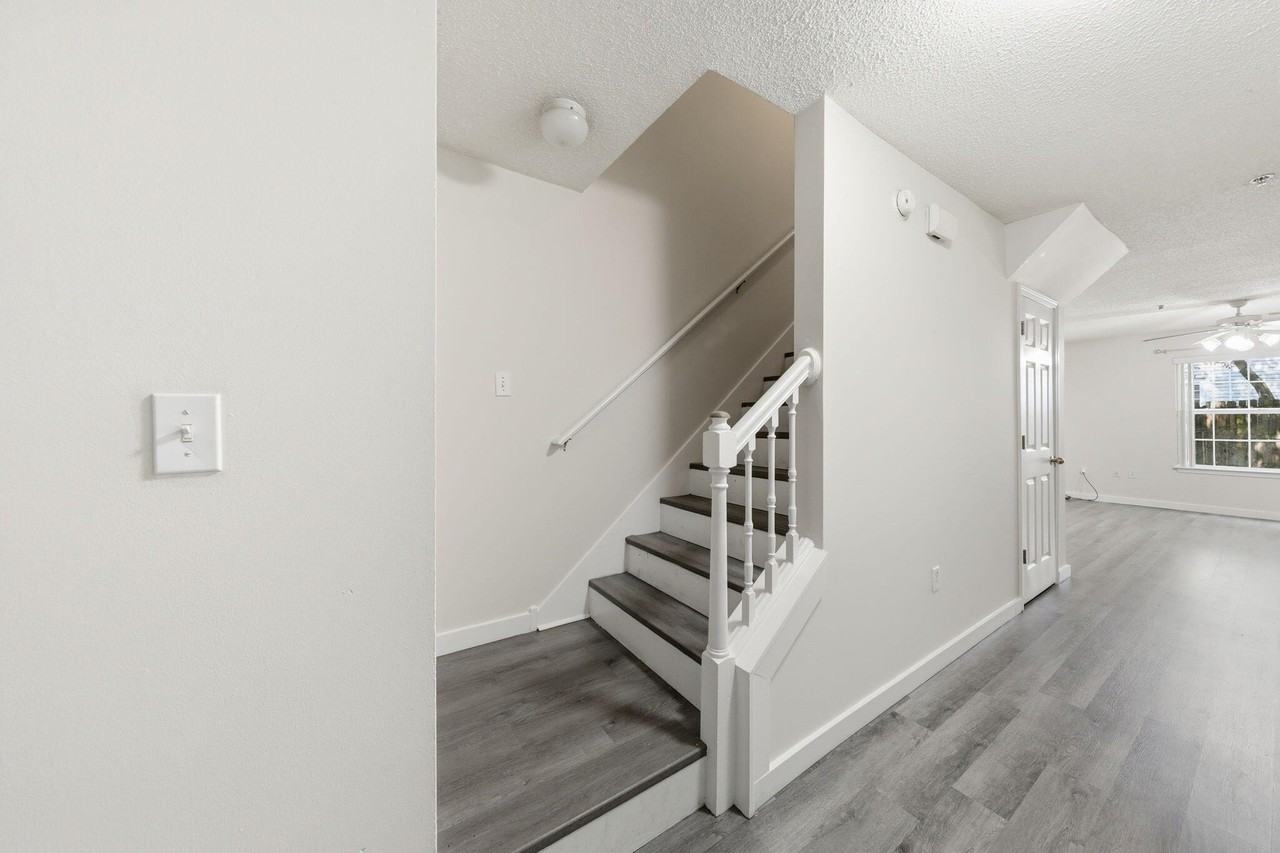 345 Crooked Pine Trl - Photo 6 of 39