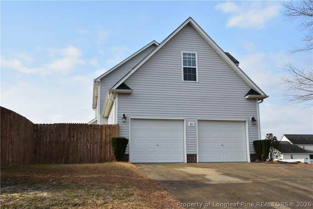 60 Scranton Ct - Photo 2 of 25