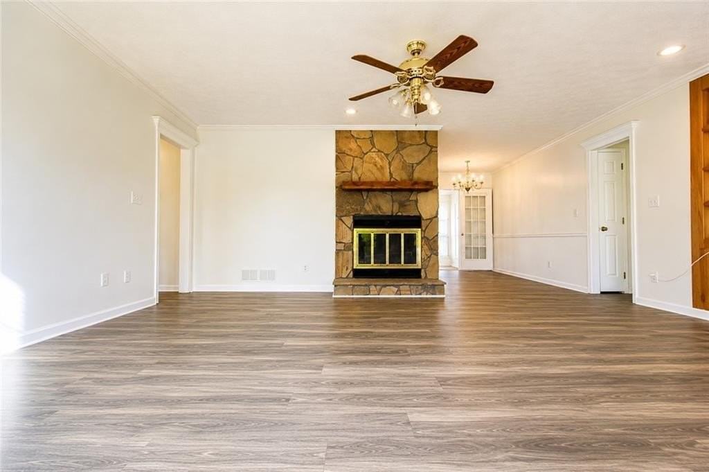 818 Springlake Rd - Photo 2 of 50