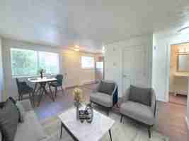 featured image of 39 E Westview Ave