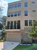 featured image of 3525 Kingsboro Rd Ne