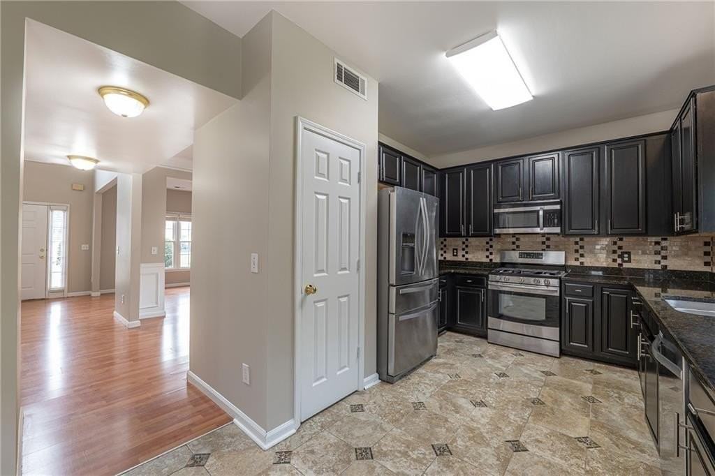 315 Foe Creek Dr - Photo 6 of 30