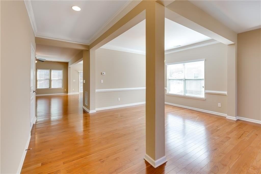 7245 Rocking Horse Ln - Photo 3 of 48