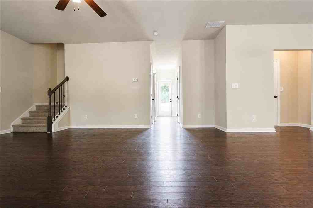 5817 Park Pt - Photo 2 of 50