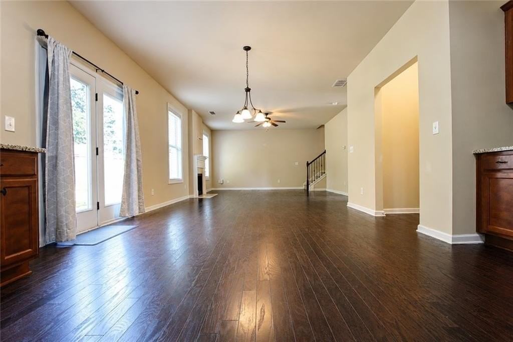 5817 Park Pt - Photo 5 of 50