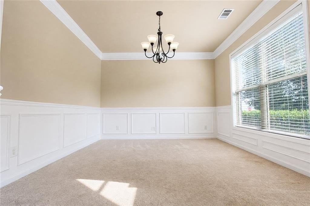 5817 Park Pt - Photo 6 of 50