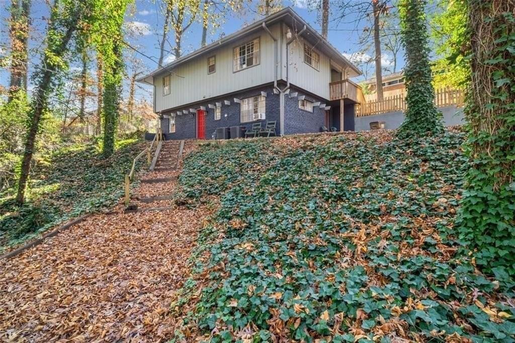 1450 Shadowbrook Dr