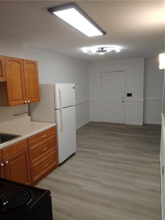 1450 Shadowbrook Dr - Photo 4 of 14