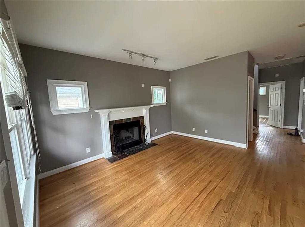 777 Pryor St Sw - Photo 3 of 8