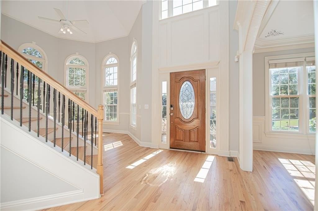 4012 Erin Dr - Photo 3 of 50