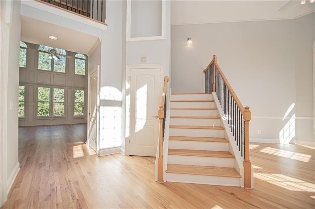 4012 Erin Dr - Photo 4 of 50