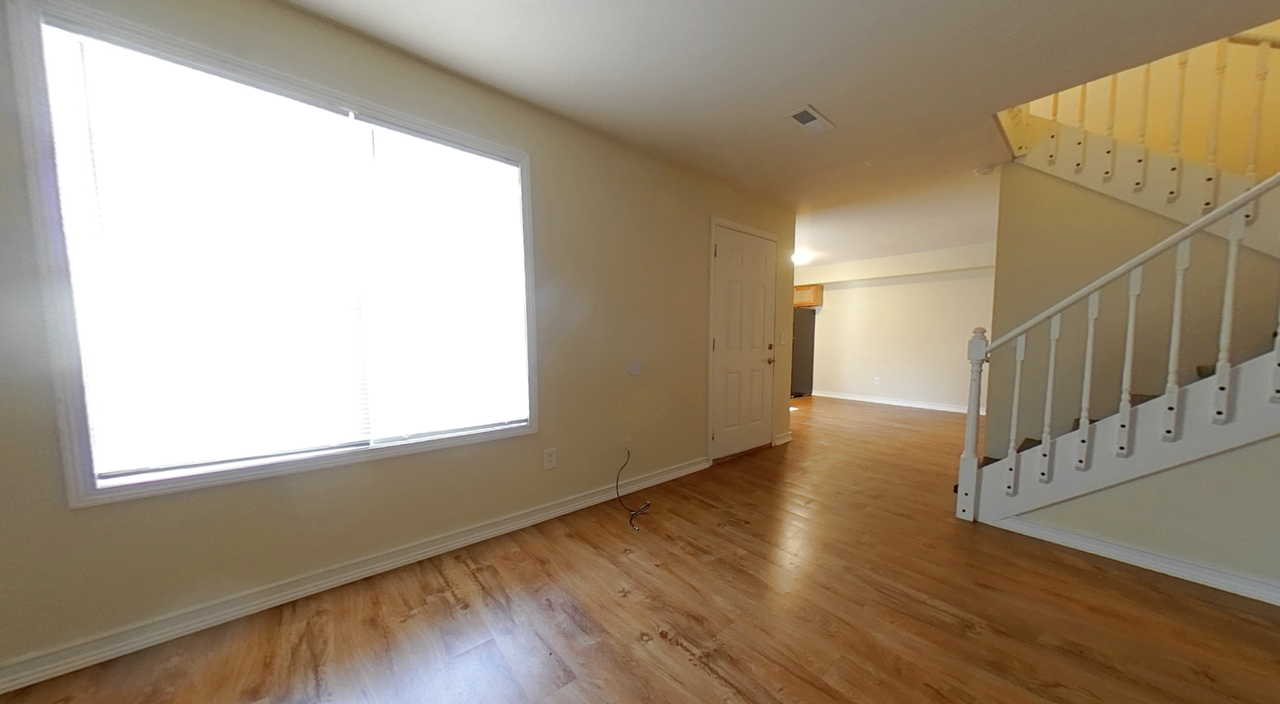 501 501 W Fannetta - 14 #14 - Photo 2 of 11