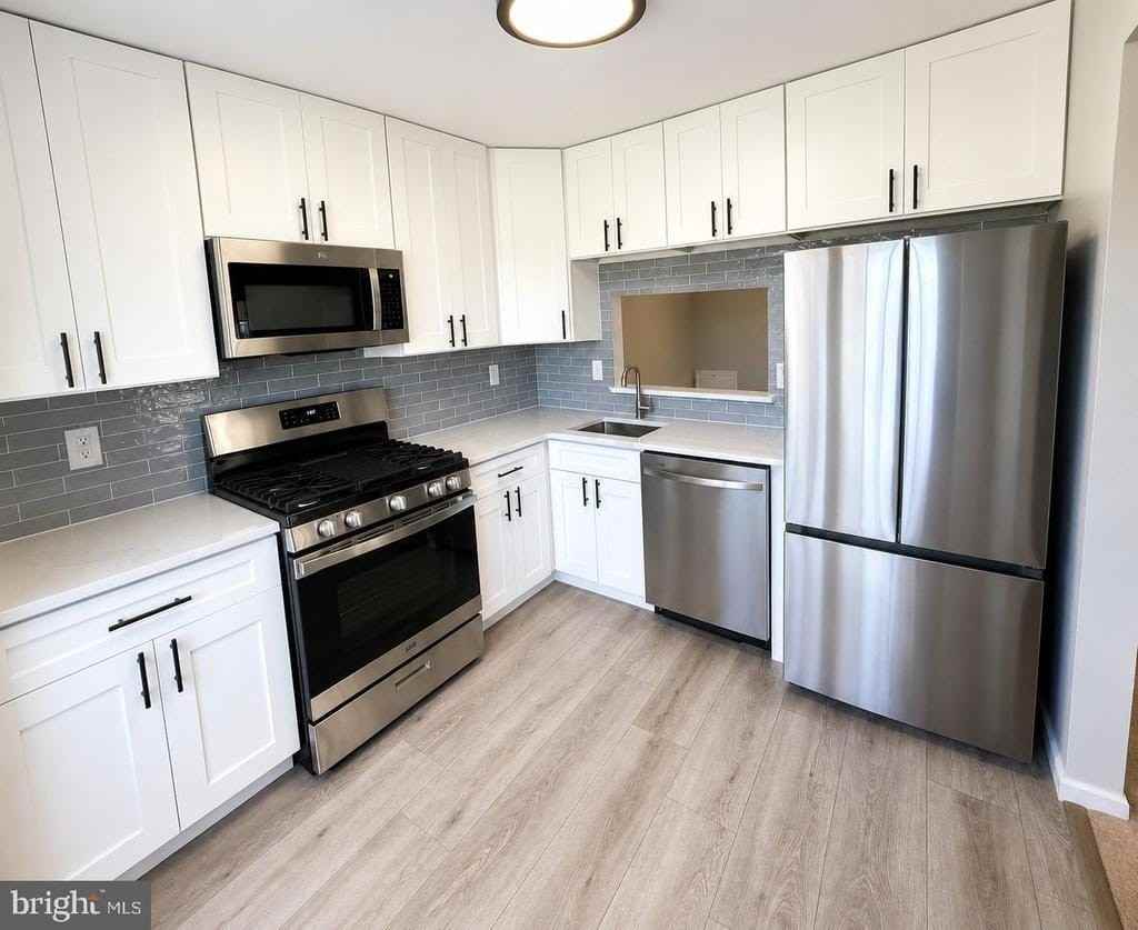 2502 Thistledown Ct - Photo 2 of 11