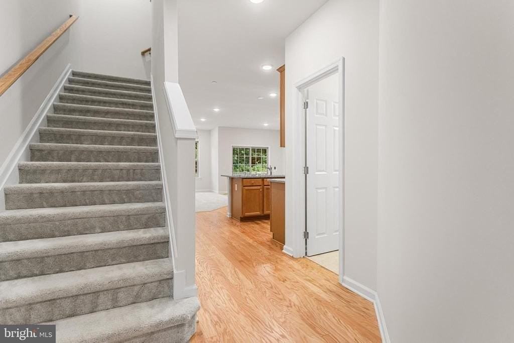 112 S Buck Tavern Way - Photo 2 of 23