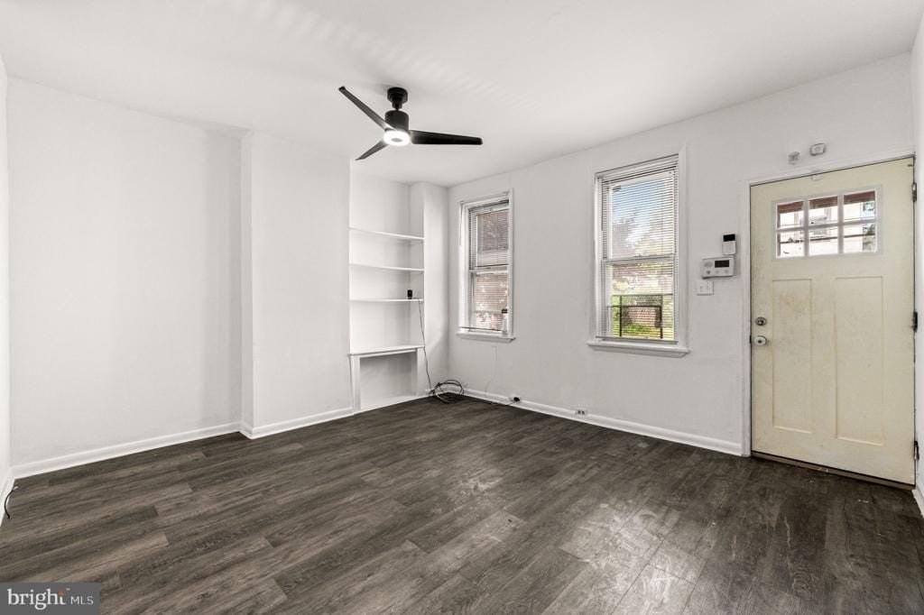 3126 N 35th St - Photo 3 of 18