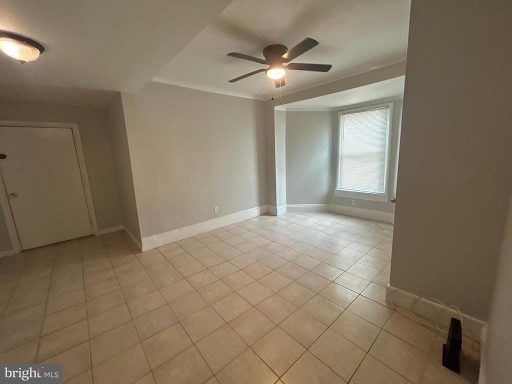 531 E Brinton St - Photo 3 of 12