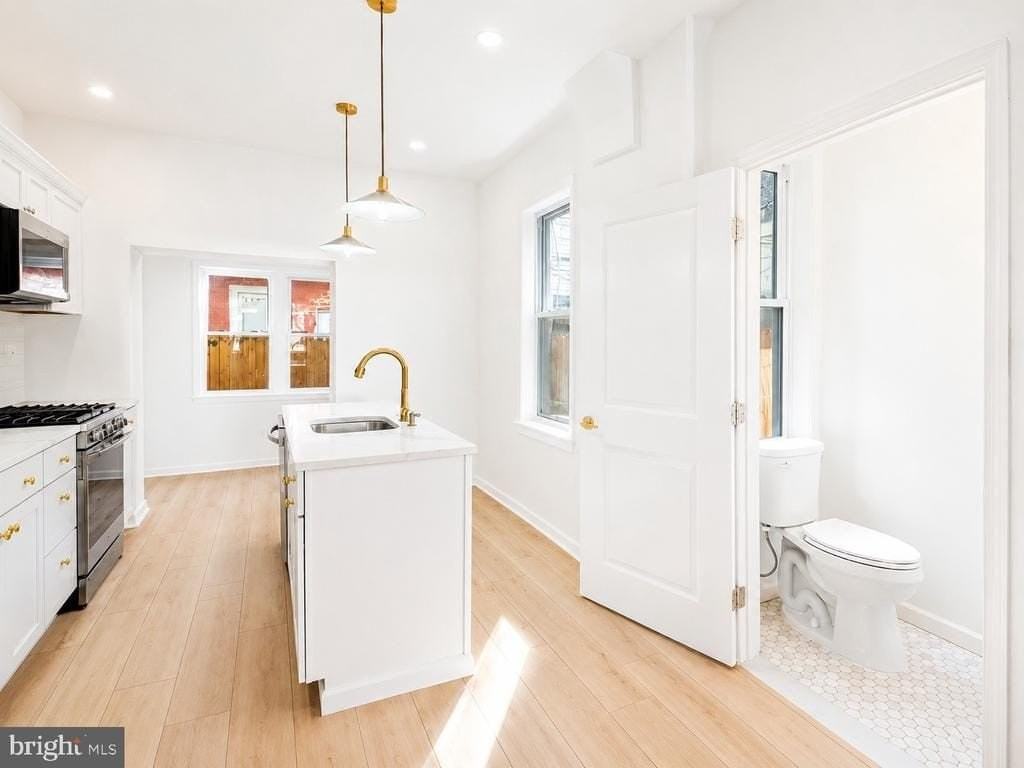 1519 N Dover St - Photo 7 of 24