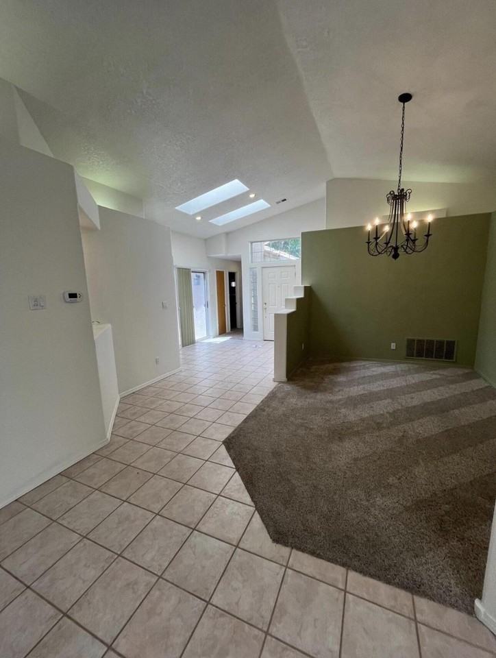 13124 Calle Azul Se - Photo 2 of 20