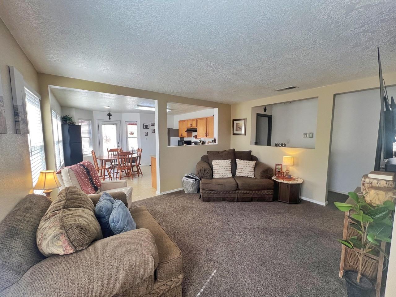 6148 Malpais Park Ave Nw - Photo 4 of 27