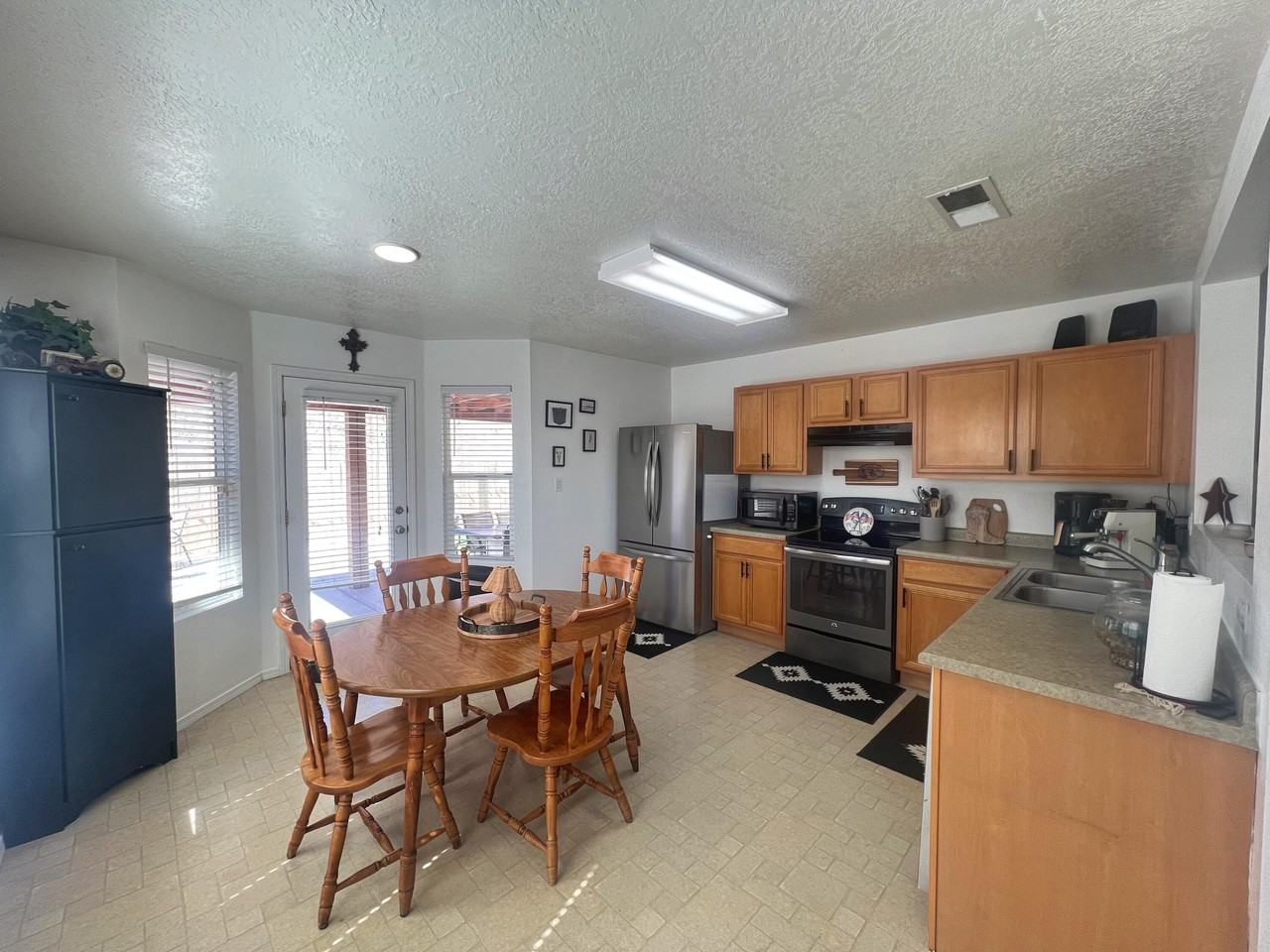 6148 Malpais Park Ave Nw - Photo 7 of 27