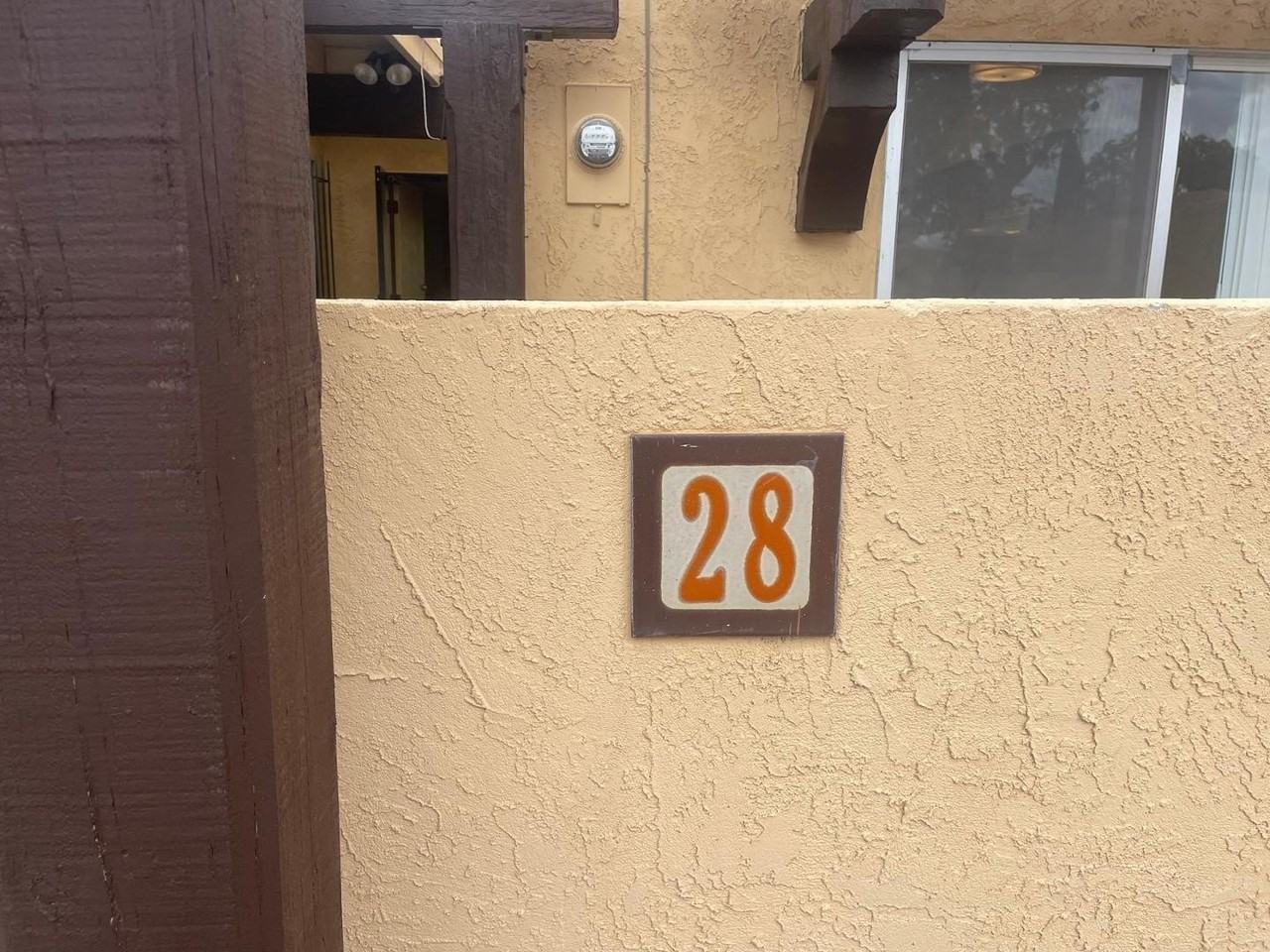 28 Casa Hermosa Dr Ne - Photo 2 of 18