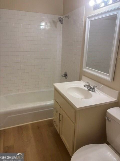 180 Chalfont Ln #6 - Photo 5 of 9