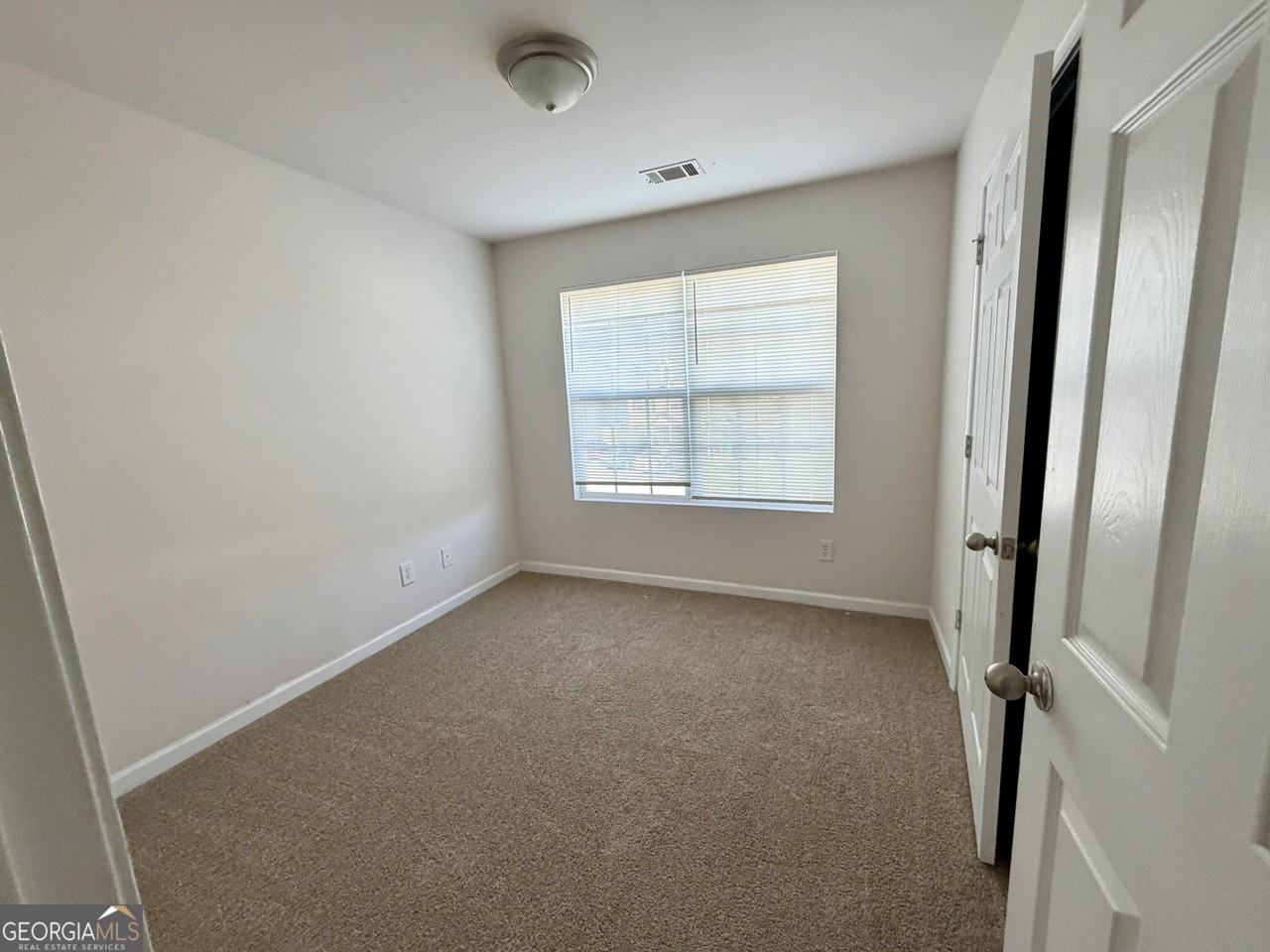 729 Wheel House Ln - Photo 6 of 9