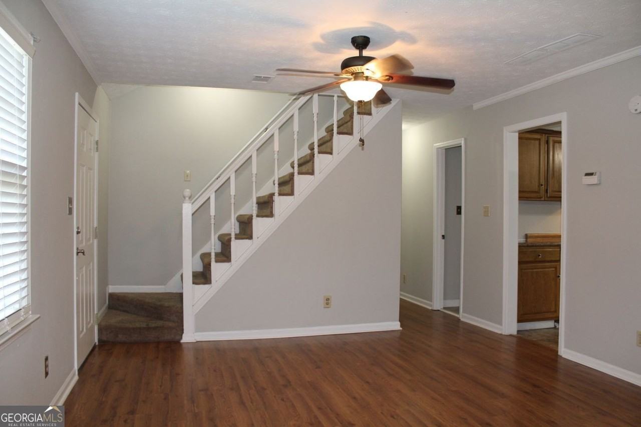 1870 Rose Garden Ln - Photo 2 of 25