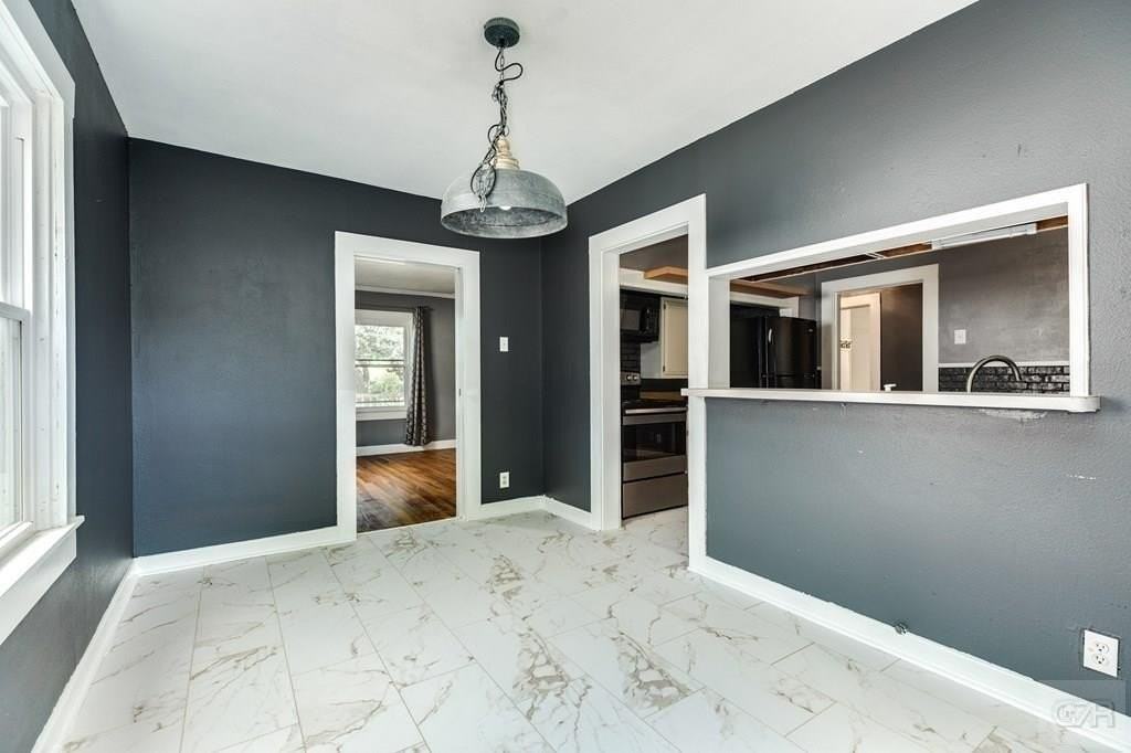 405 13th Ave N - Photo 6 of 20