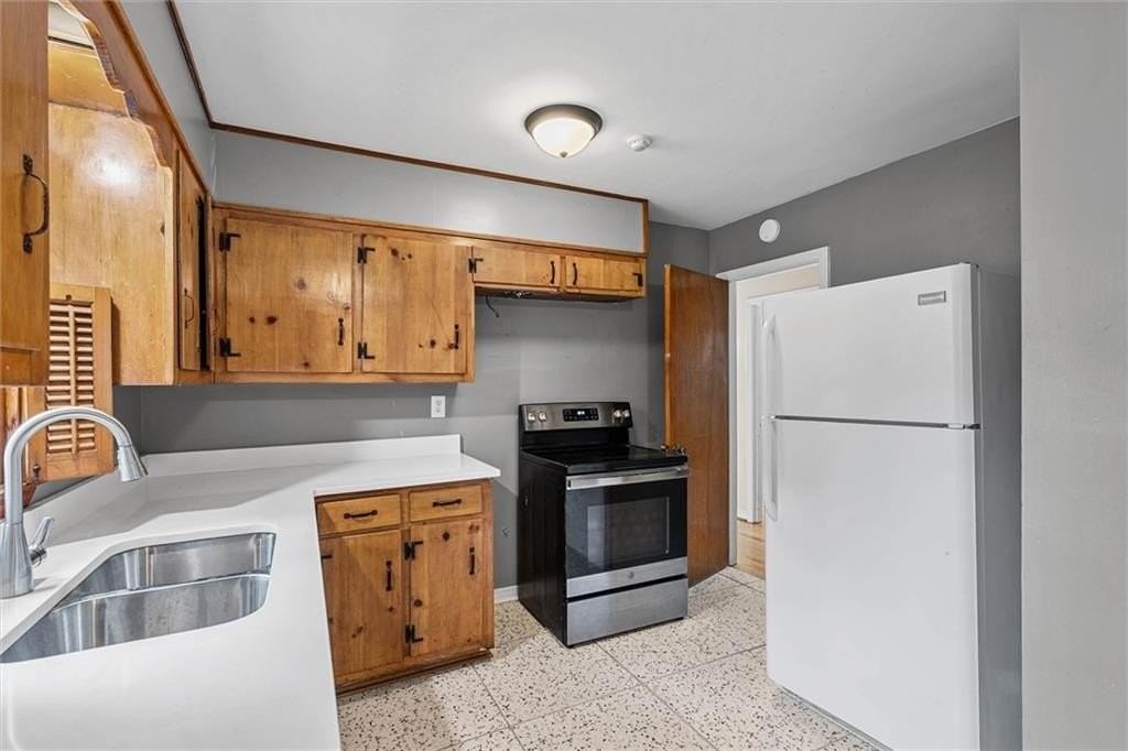 161 Poydras Ave - Photo 6 of 21