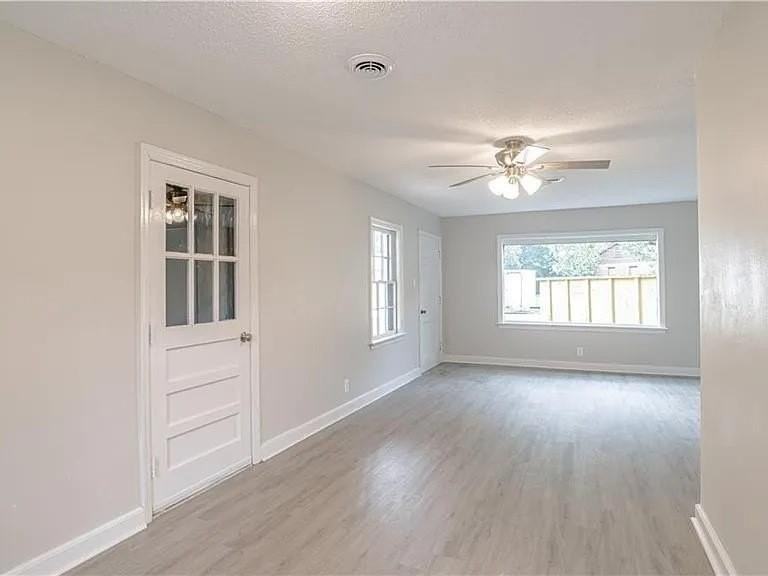 2403 S Octavia Dr - Photo 5 of 9