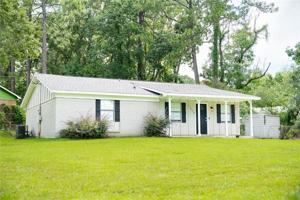 featured image of 1850 Panorama Blvd W