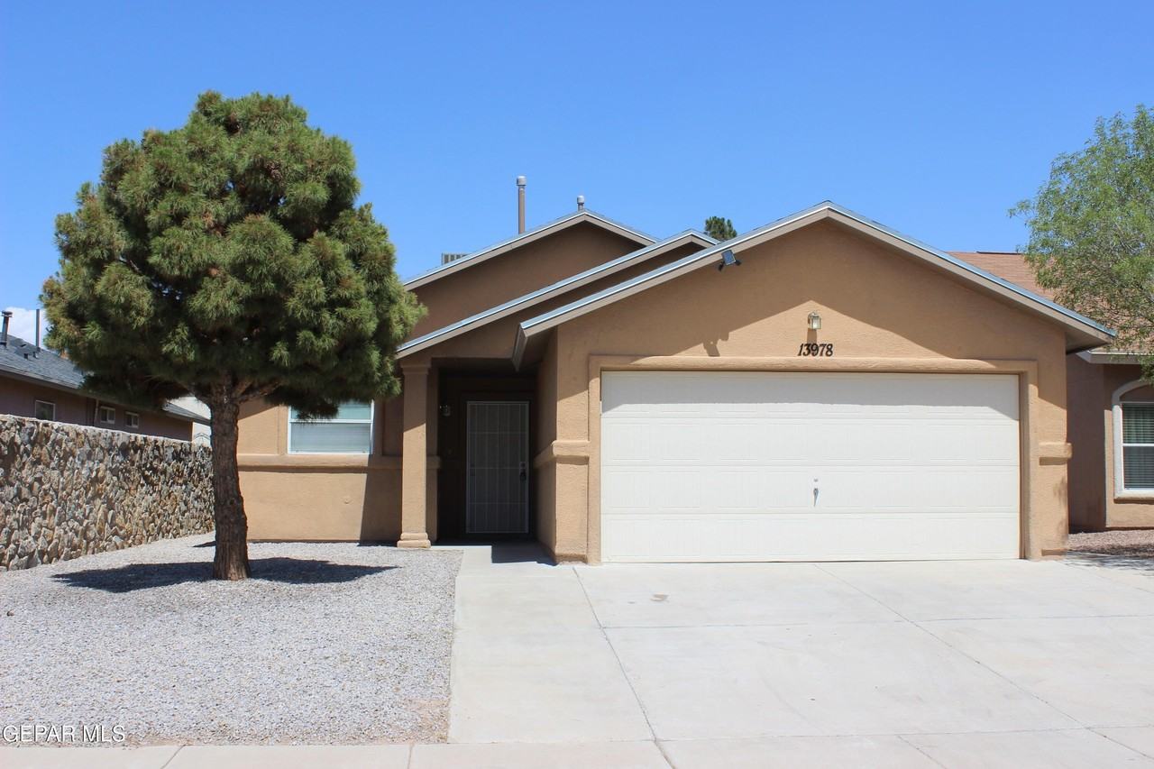 13978 Vaquero Rock Dr - Photo 3 of 34