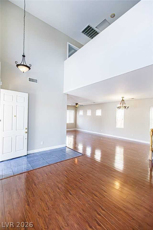 8018 Retriever Ave - Photo 4 of 24