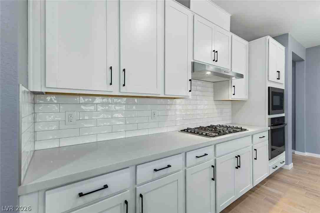 8672 Bench St - Photo 6 of 23