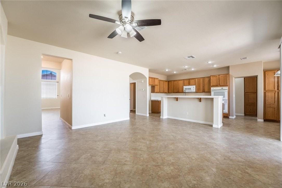 4828 Whisper Lake Ave - Photo 4 of 41