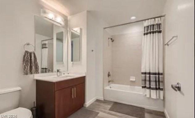 353 E Bonneville Ave #636