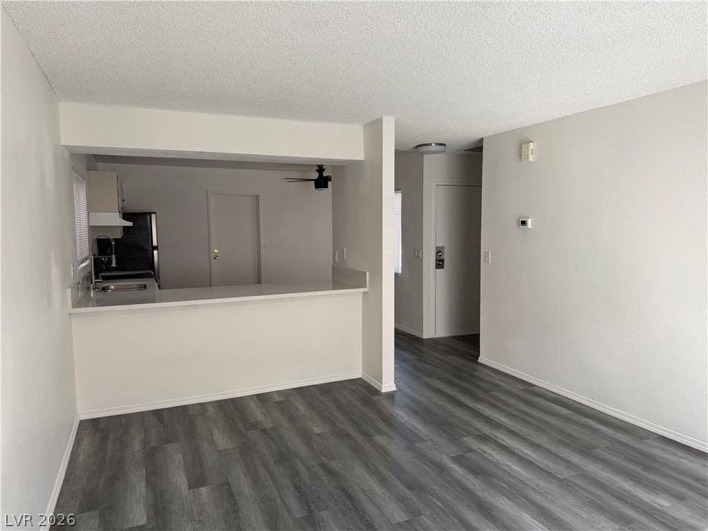 5206 Golden Ln #B - Photo 7 of 26