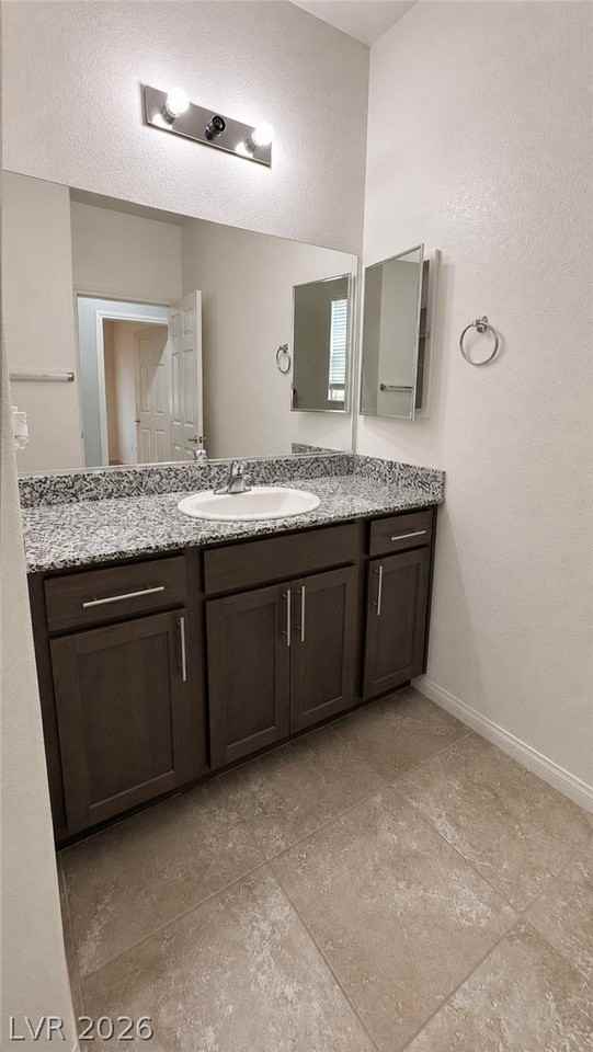 4727 High Anchor St - Photo 7 of 23