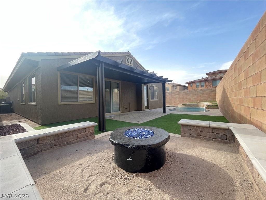 1066 Via Nandina Pl - Photo 5 of 25
