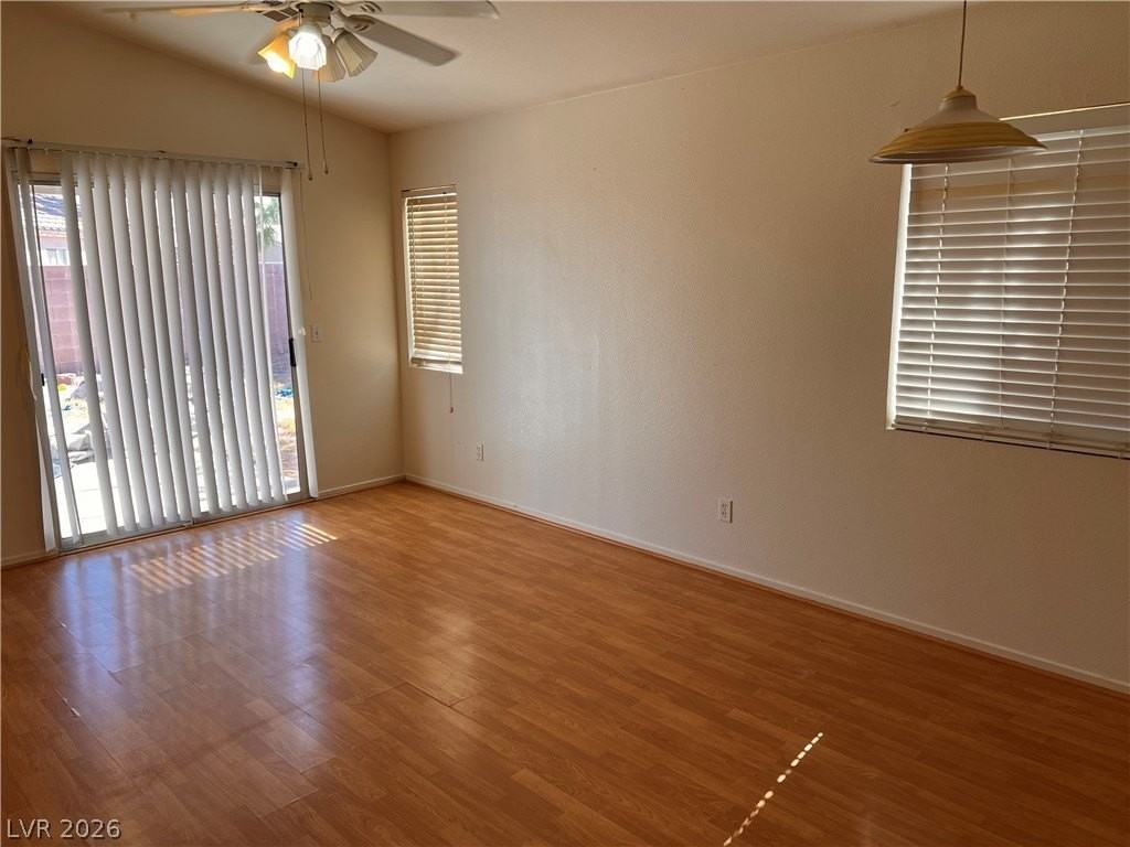 2505 Morocco Ave - Photo 4 of 9