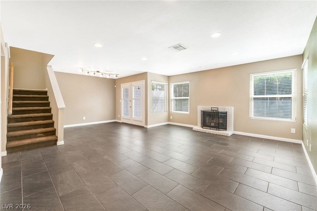 3637 Rainy River Rd - Photo 3 of 27