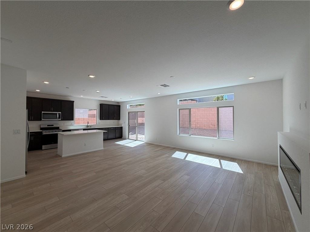 10021 Cooper Mountain St - Photo 5 of 26