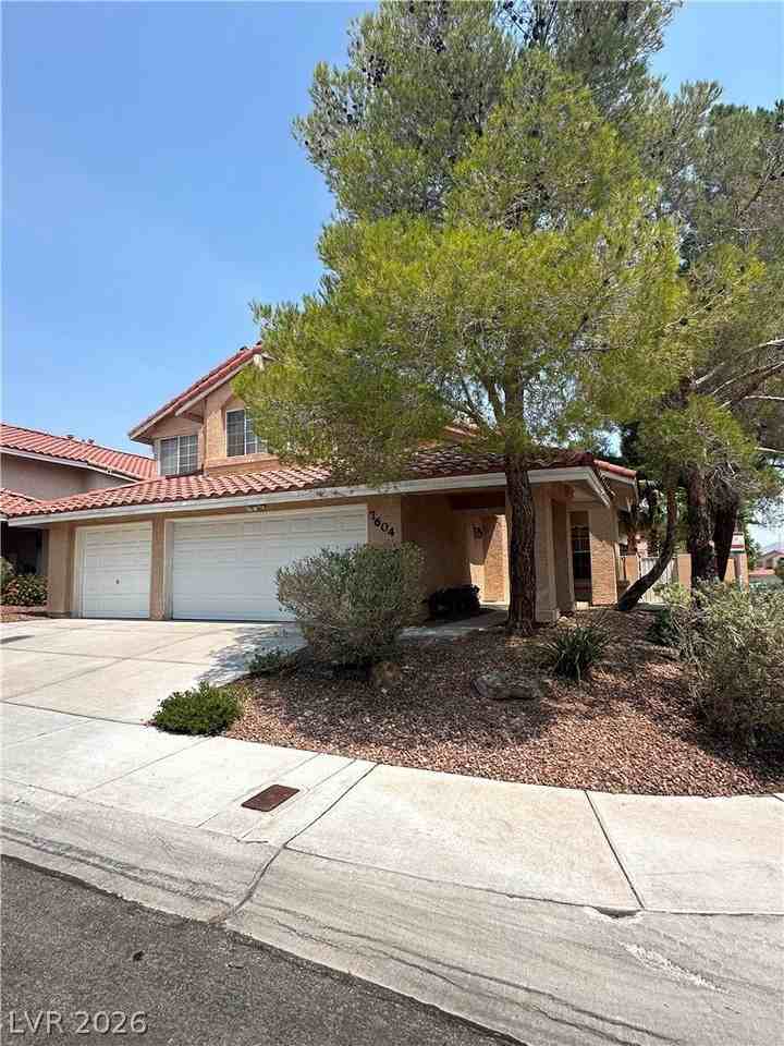 7604 Cruz Bay Ct - Photo 5 of 37