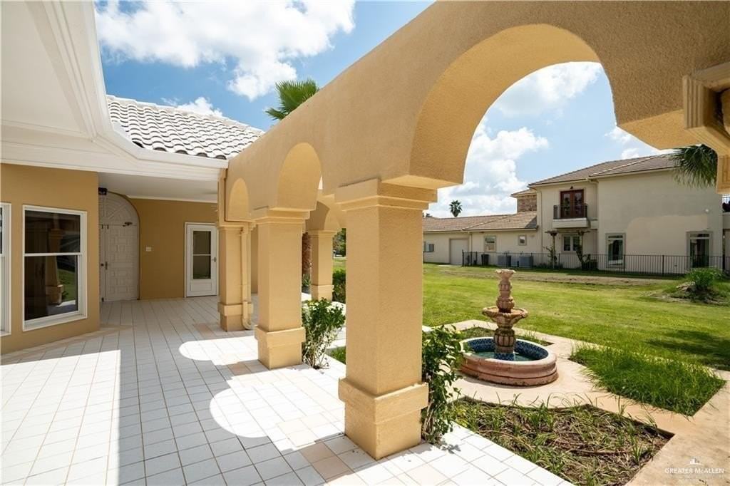 709 Morelos Ave #A - Photo 4 of 26