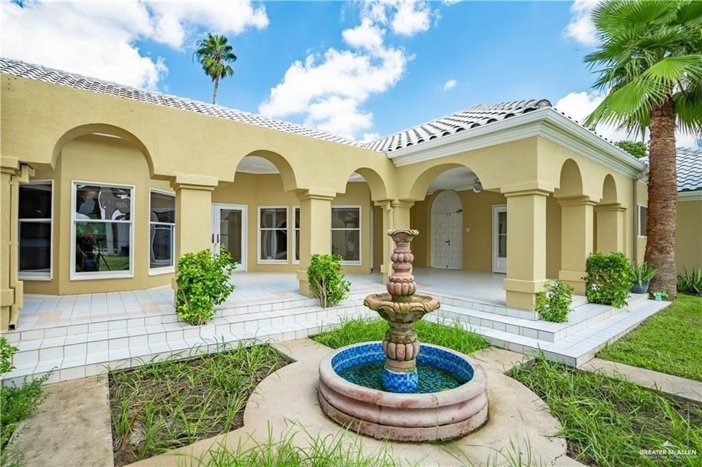 709 Morelos Ave #A - Photo 5 of 26