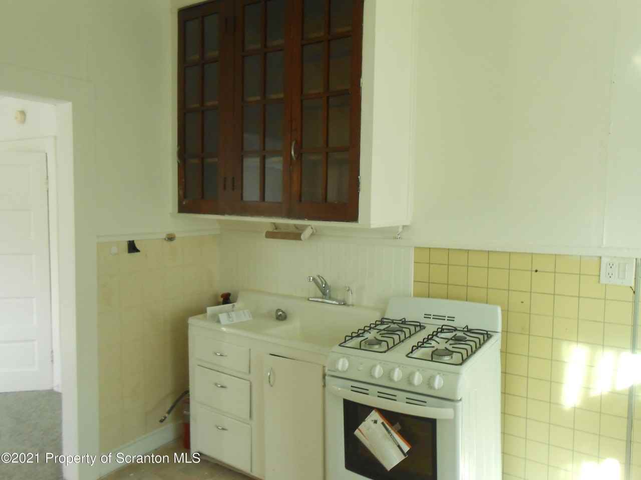 622 N Main Ave Apt 5 - Photo 3 of 12